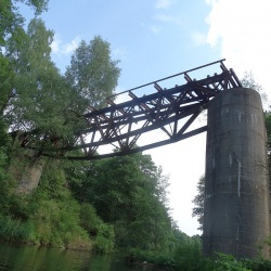 Stary wiadukt na rzeką Gwda